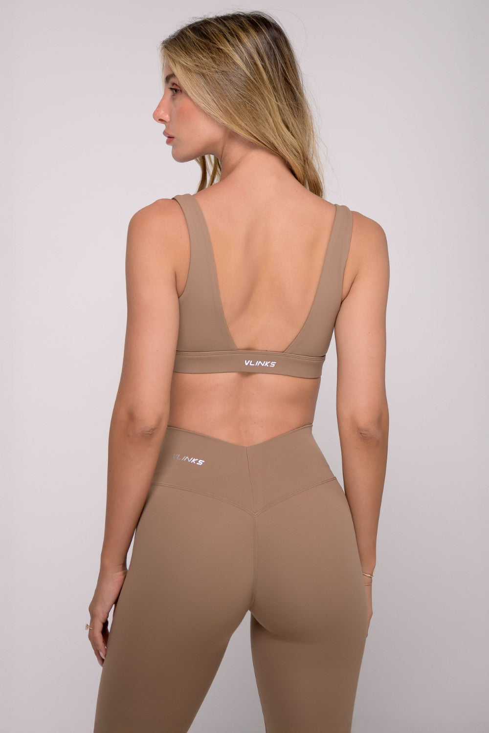 טופ DEEP V FLOWER - Vlinks