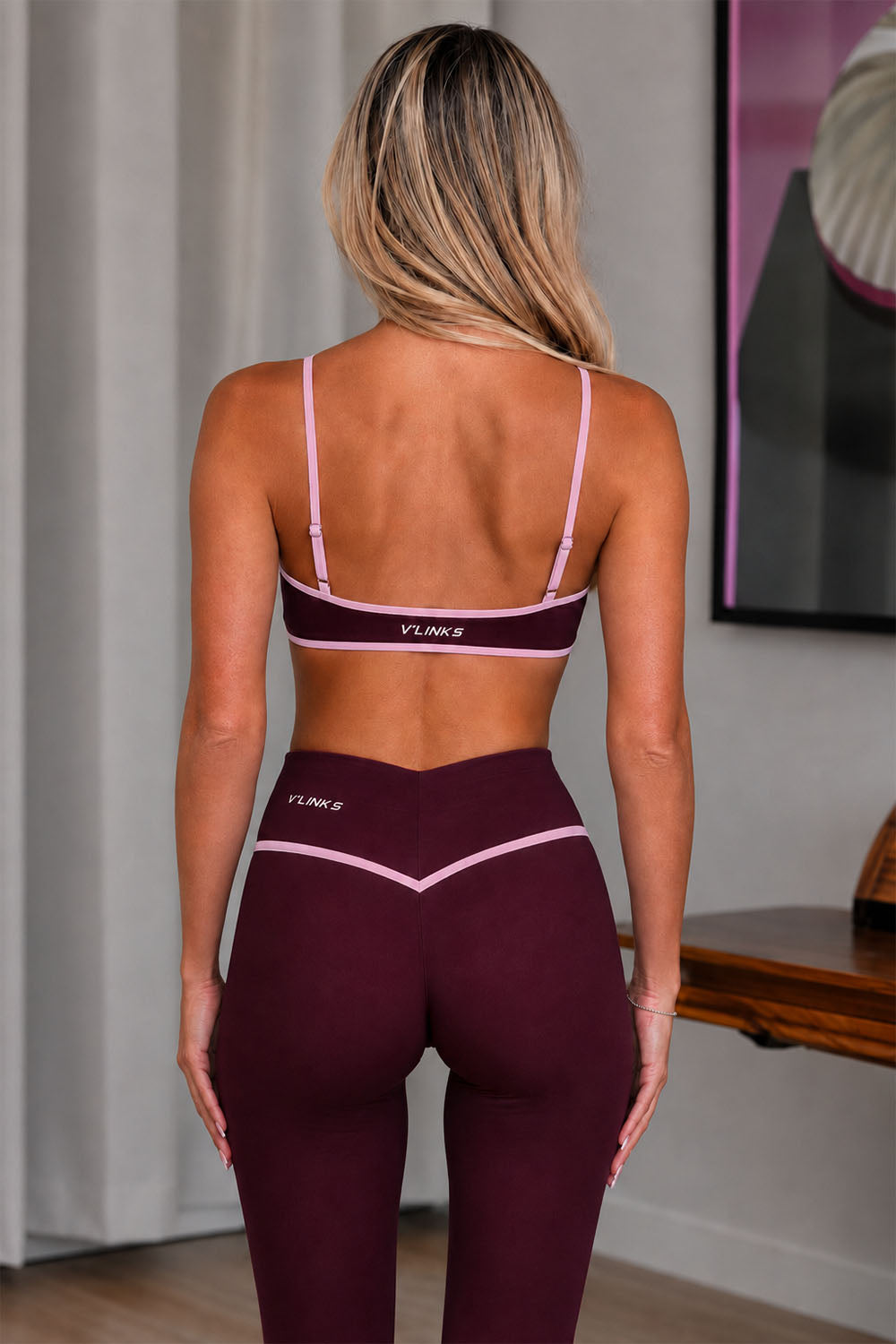 חזיית ספורט Midi Bra Duo לנשים עם פסי קונטרסט וכתפיות דקות