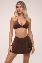 חצאית אקטיב לנשים עם שורט פנימי מובנה ושני כיסים צדדיים