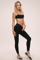 טייץ מחטב גבוה לנשים בגזרת וי בעיצוב חלק ללא כיווצים מבד נמתח ונושם