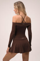 חצאית אקטיב לנשים עם שורט פנימי מובנה ושני כיסים צדדיים