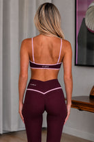 חזיית ספורט Midi Bra Duo לנשים עם פסי קונטרסט וכתפיות דקות