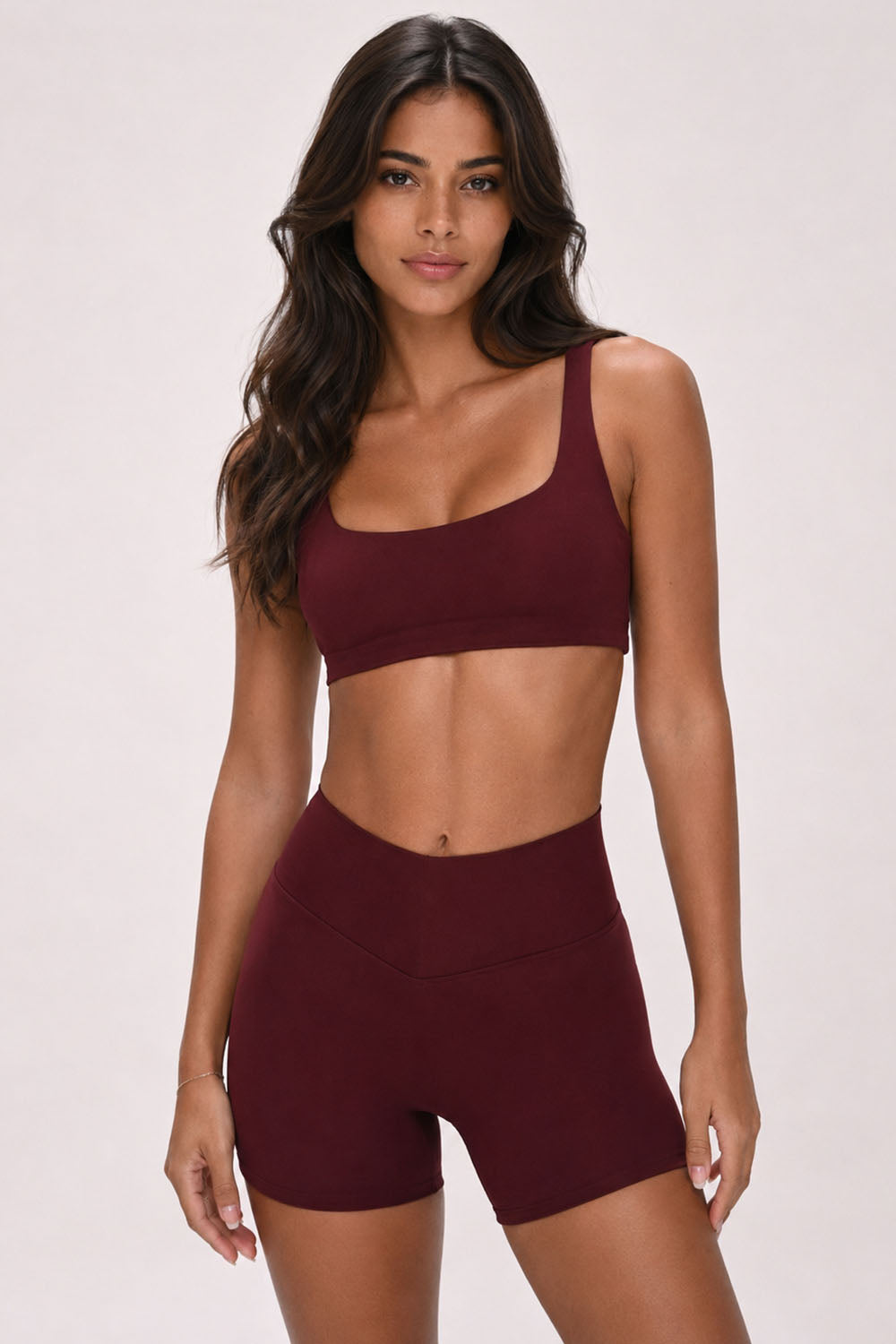 חזיית ספורט PUSH UP לנשים בגזרה צמודה עם כתפיות מתכווננות – בד FLOW מחטב ונושם, מושלמת לאימון ולשימוש יומיומי מבית VLIKS